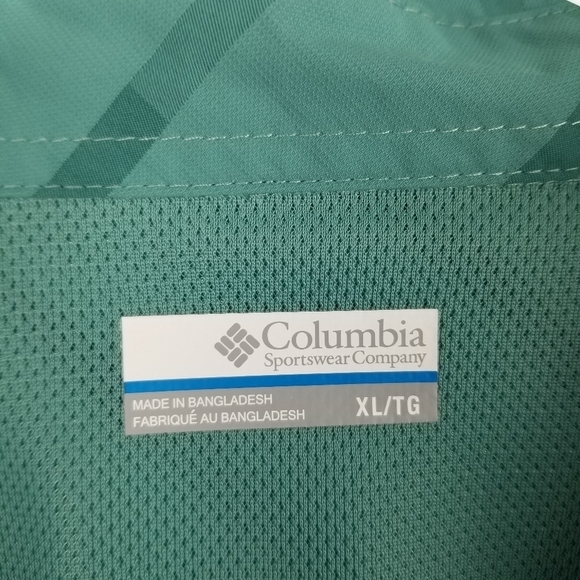 Columbia Men's Teal Striped Short Sleeve Collared Button Front Shirt - Picture 3 of 8